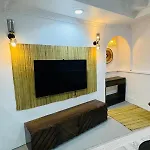Swahili Home